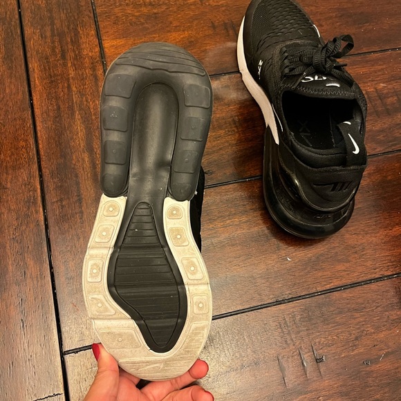 Nike Air Max Black Sneakers - Picture 4 of 4